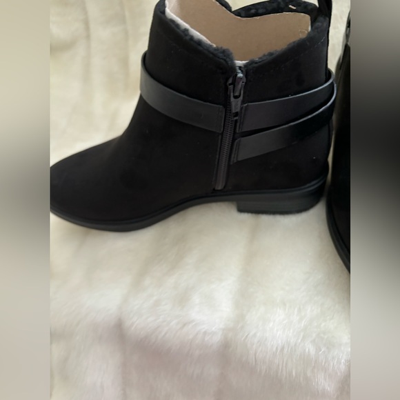 Elsa Fur Lined Ankle Boots-Size 7 - Picture 3 of 11